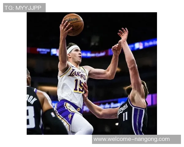 勒不准多次挣扎未达10分落选秀里夫斯狂砍44分助球队逆转取胜